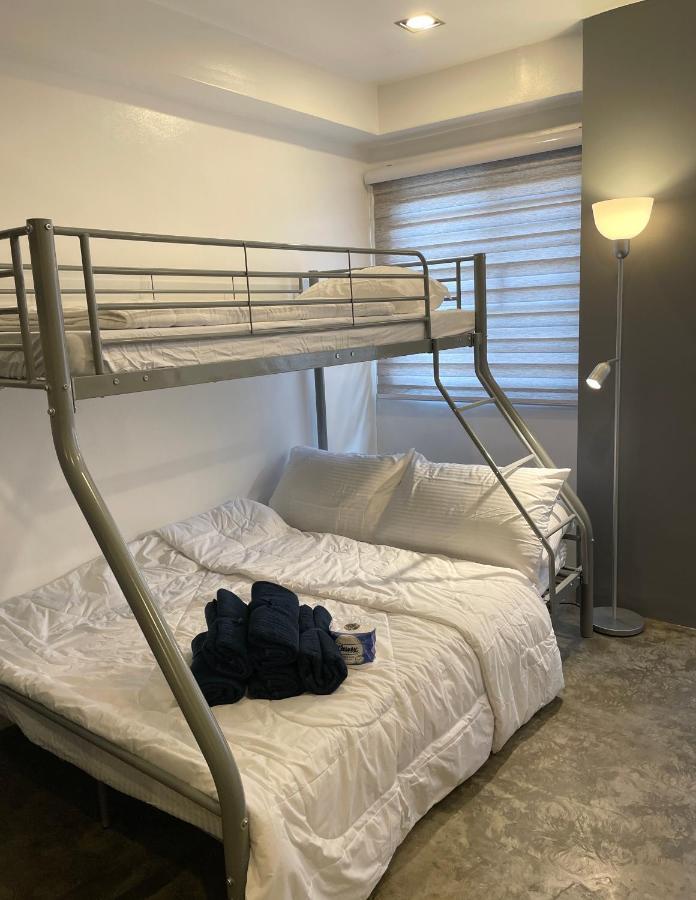 Crib 252 Subic Bay Aparthotel Екстериор снимка